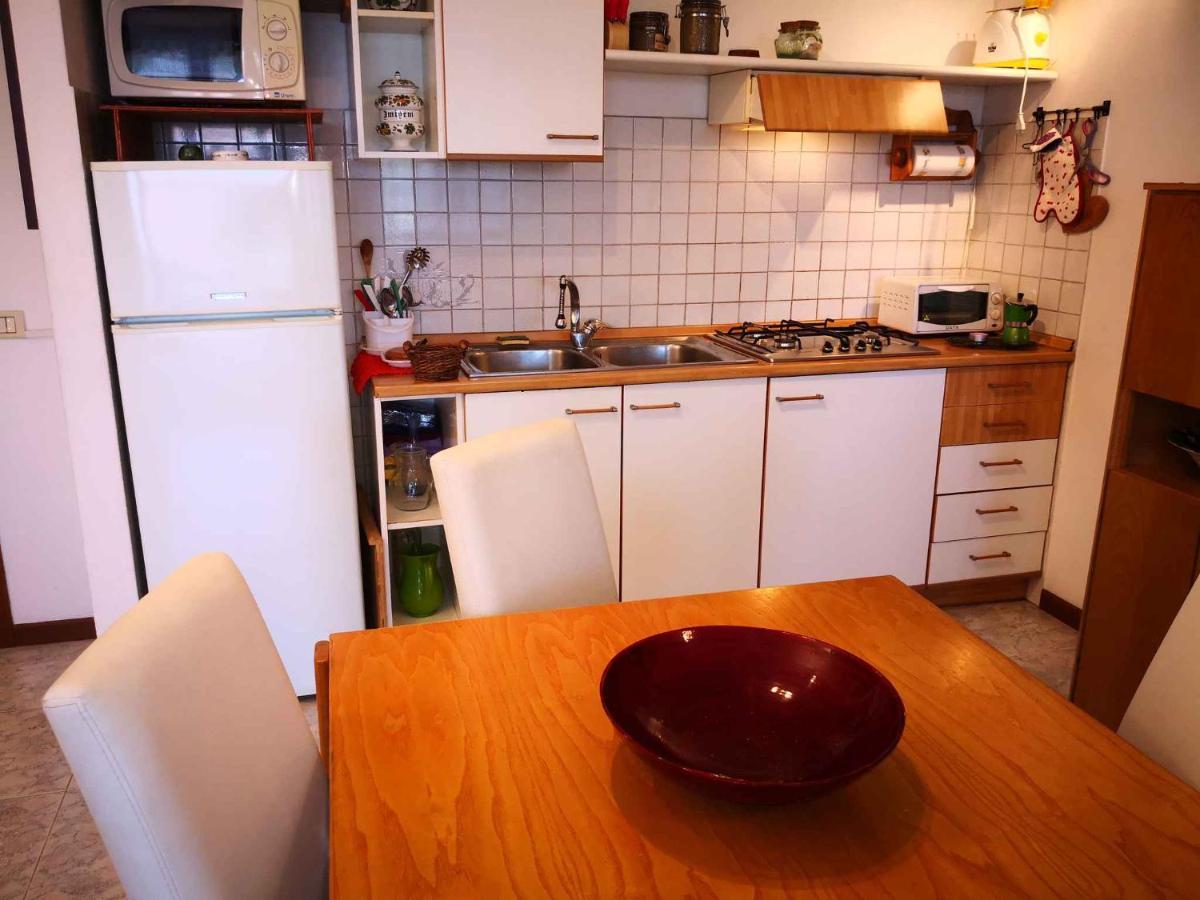 Apartment In Lazise/Gardasee 21954 Eksteriør billede